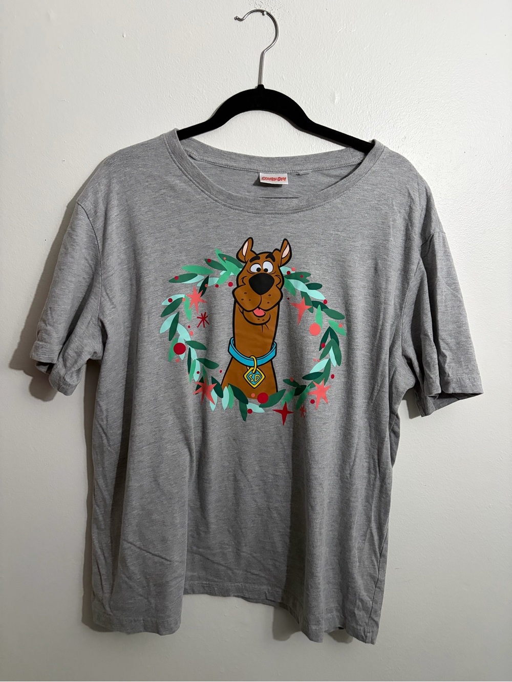 Scooby-Doo Graphic Tee - Gray Short Sleeve Shirt
